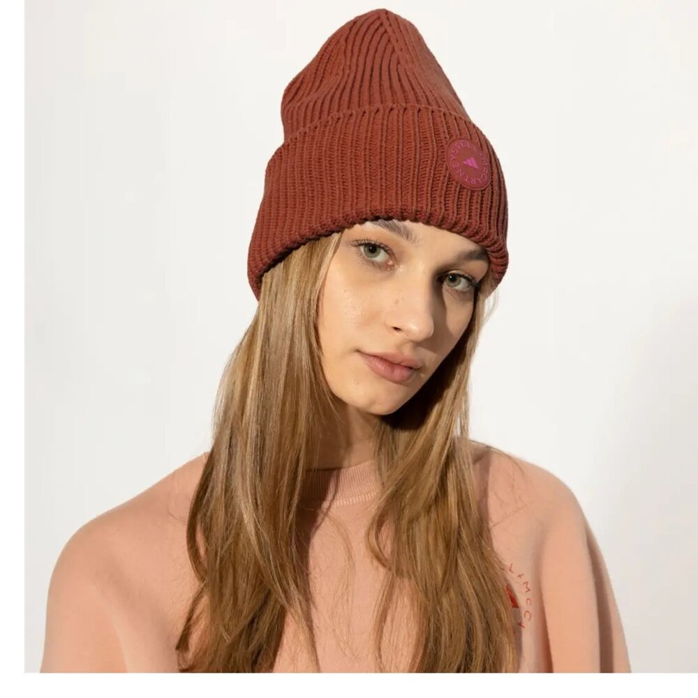 ADIDAS BY STELLA MCCARTNEY BROWN BEANIE WITH LOGO